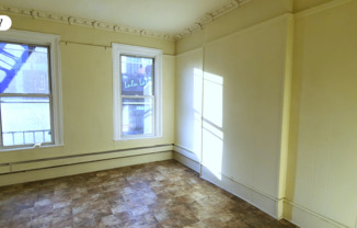 49 17 VERNON BLVD