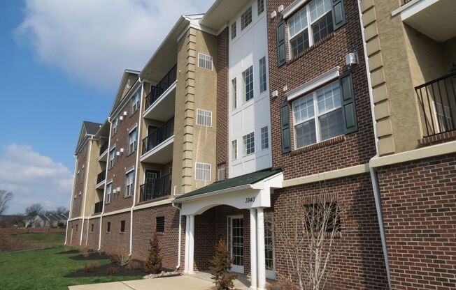 2 Bedroom 2 Bath corner unit condo in Biltmore Estates in Skippack for rent $1875/mo