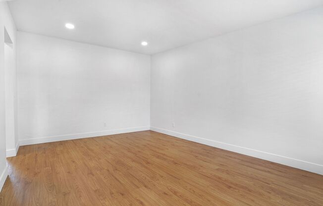 2 beds, 1 bath, 750 sqft, $1,595, Unit 1862-1