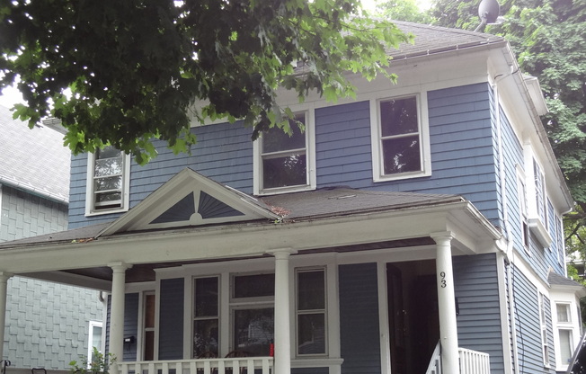 93-97 Holbrooke St