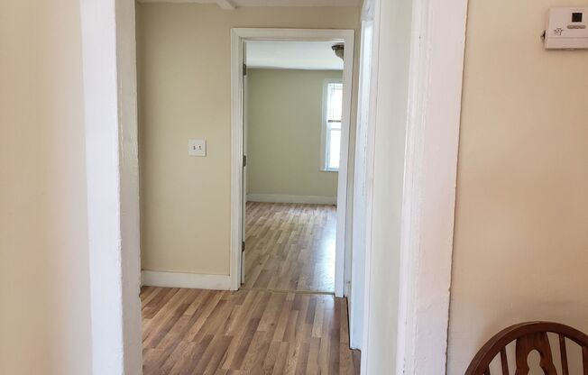 2 beds, 1 bath, $1,475, Unit Unit B