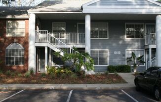 Manors of Bryn Mawr 2 Bed 2 Bath Condo AVAILABLE NOW!