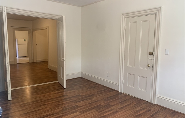 107 RUTHERFORD AVE