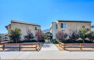 Updated 2 bedroom in La Crescenta!