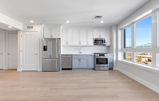 1 bed, 1 bath, 663 sqft, $2,650, Unit 301