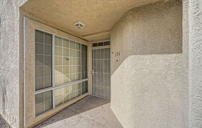 2 beds, 2 baths, $1,650, Unit Unit #104