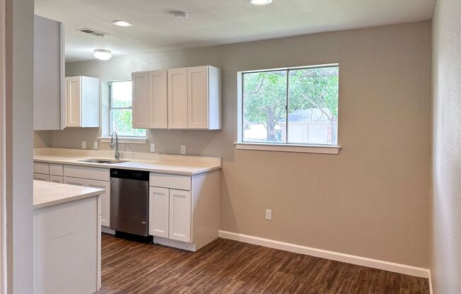 3 Bedroom / 2 Bath / 2 Car Garage