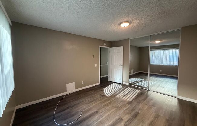 2 beds, 2 baths, 997 sqft, $2,600, Unit 090