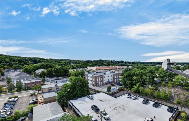 2 beds, 2 baths, 863 sqft, $2,600, Unit Unit 701