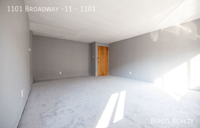 1 bed, 1 bath, 660 sqft, $800