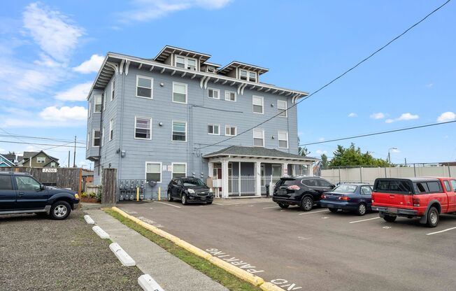 Kitsap Inn Apartments