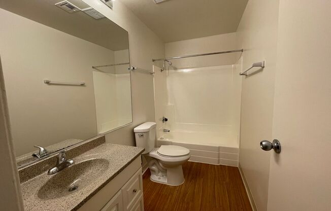 1 bed, 1 bath, 592 sqft, $929, Unit 106