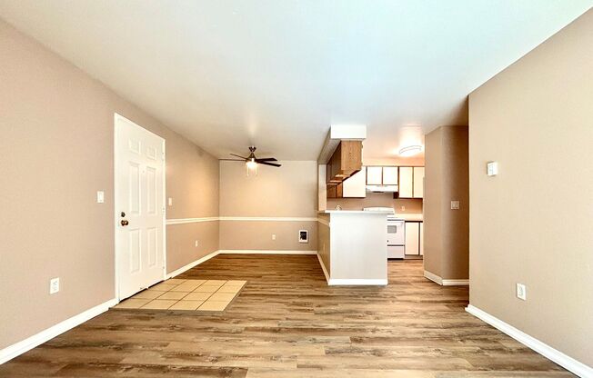 2 beds, 2 baths, 915 sqft, $1,650, Unit 821