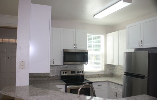 1 bed, 1 bath, 883 sqft, $1,600, Unit 3417West104