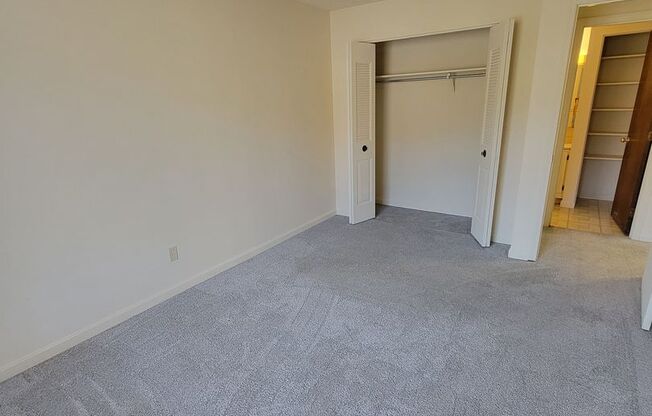 1 bed, 1 bath, 625 sqft, $805, Unit 4996