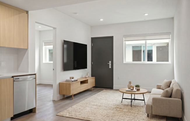 3 beds, 3 baths, 938 sqft, $3,395, Unit 208