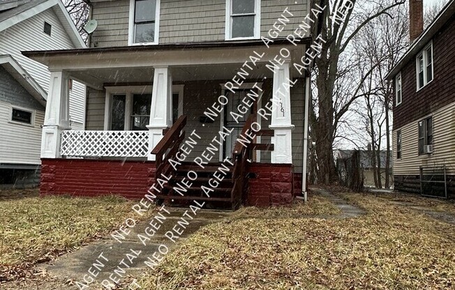 1161 LA CROIX AVE