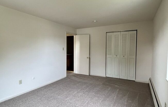 2 beds, 1 bath, 900 sqft, $1,525, Unit 123