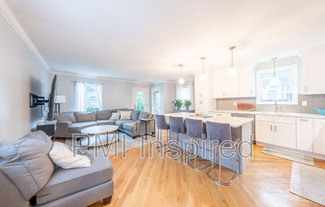 446 MONMOUTH AVE