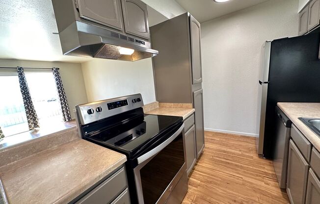 2 beds, 1 bath, 740 sqft, $1,499, Unit 814 - Unit 206