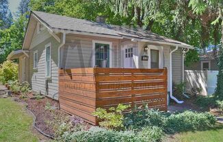 Darling Bungalow in the Perry District