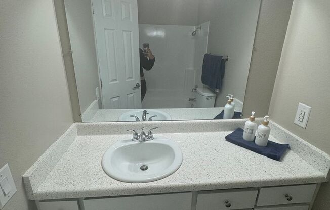 1 bed, 1 bath, 602 sqft, $2,150, Unit 17