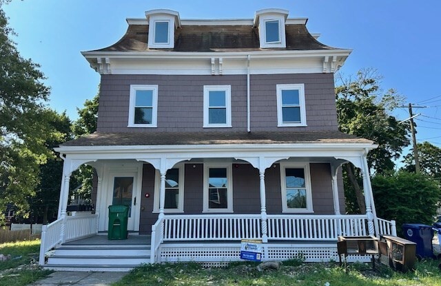 440 Newtonville Ave