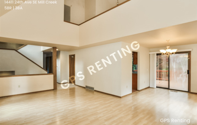 Beautiful 5 Beds, 3 Baths, home!