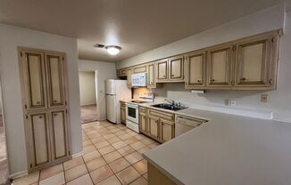Spacious 2 Bedroom 2 Bath Condo in Alamo Heights