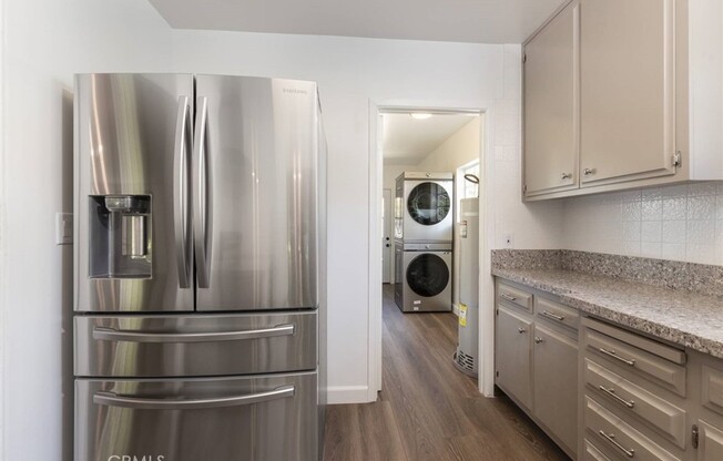 3 beds, 1.5 baths, 1,767 sqft, $6,000