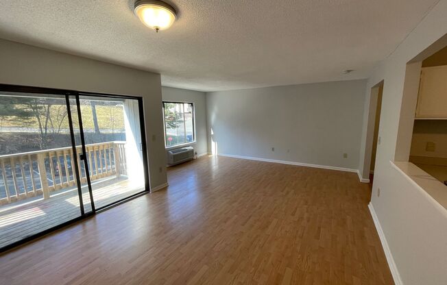 Hamden 2 Bed Condo w/ Dishwasher and Off-Street Parking Available Now!