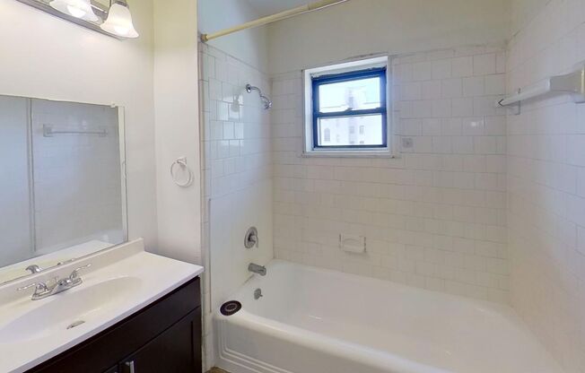 2 beds, 1 bath, 802 sqft, $1,399, Unit 1301-66