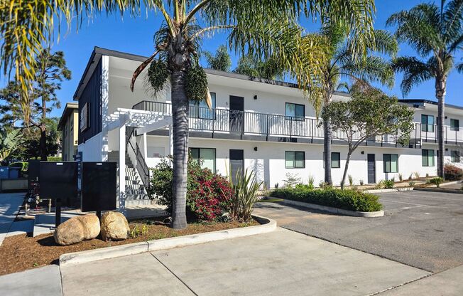 Salt + Sea - Luxury Coastal Apartments near Carlsbad Village
