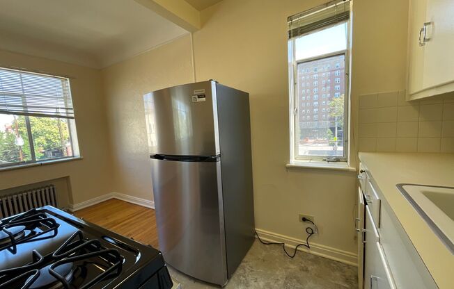 1 bed, 1 bath, 612 sqft, $1,295, Unit 308