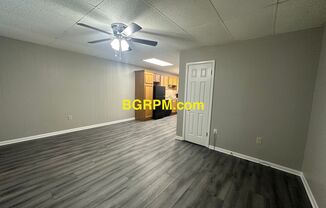 1 bed, 1 bath, 550 sqft, $650, Unit 14