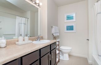 3 beds, 1.5 baths, 1,100 sqft, $1,350