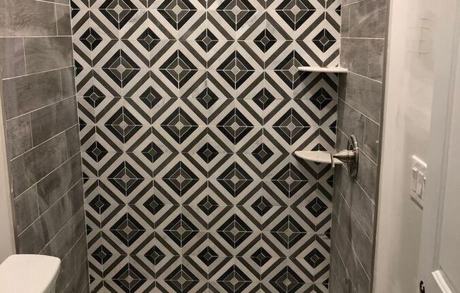 1236 N 5th ST Unit 2