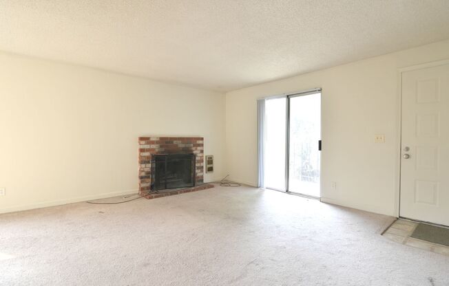 3103-3109 SE 6th