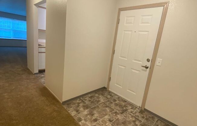 3 beds, 2 baths, 1,116 sqft, $1,649, Unit 3202-F