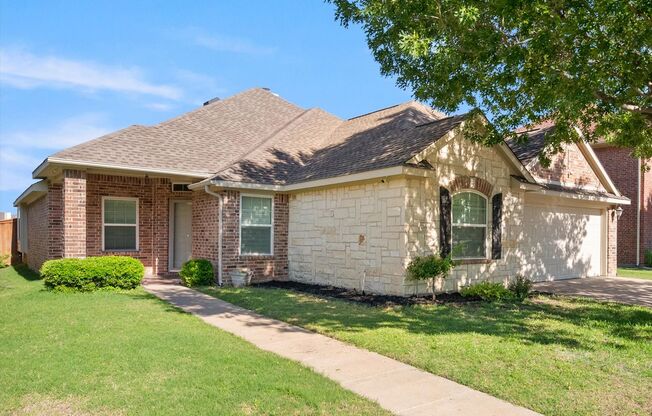 Gorgeous Mira Lagos 4 bedroom on the Pond!!