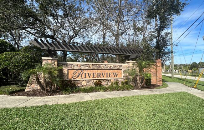 Immaculate 3 bedrooms 2 1/2 bathrooms home in the gated community of Riverview available February