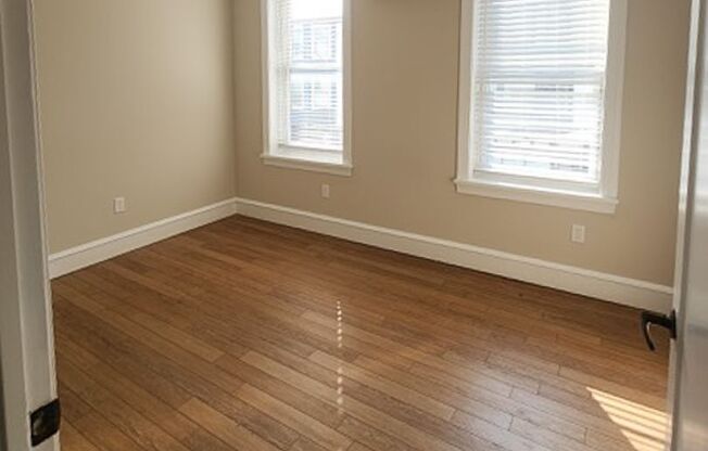 224-228 W 9th 6696 Landlord