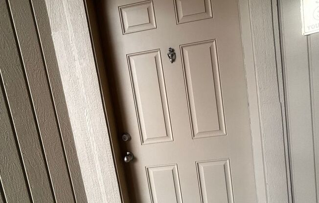 2 beds, 1 bath, 902 sqft, $1,375, Unit W - 053