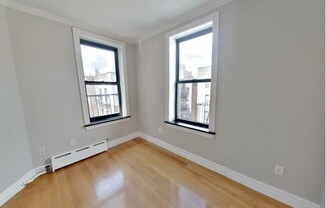 1 bed, 1 bath, $4,595, Unit 44