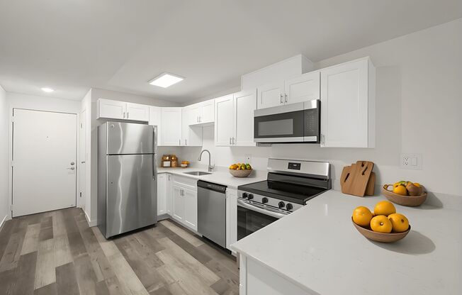 2 beds, 1 bath, 725 sqft, $2,470, Unit 110