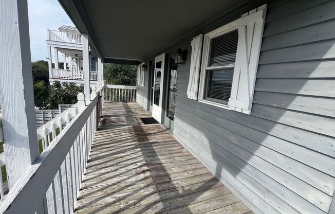 2 beds, 2 baths, $2,200