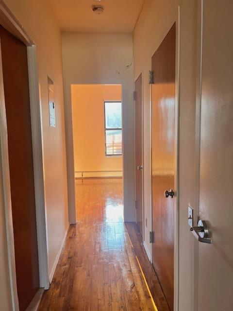 1 bed, 1 bath, 1,000 sqft, $1,900, Unit 4