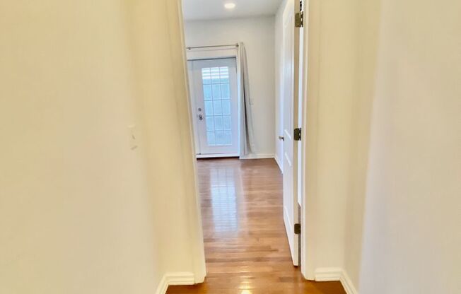 1 bed, 1 bath, $1,600, Unit 1st Floor