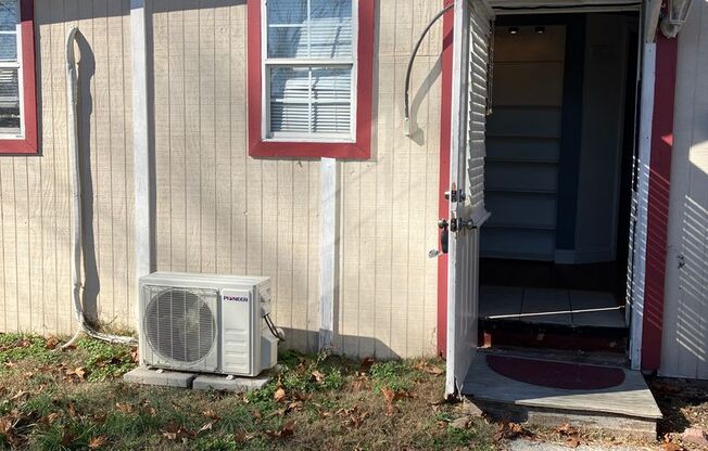 Efficiency Apartment Close to UNCA