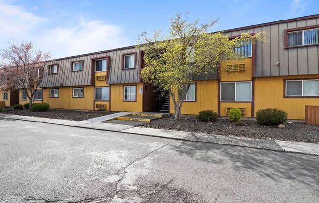 1 bed, 1 bath, 600 sqft, $895